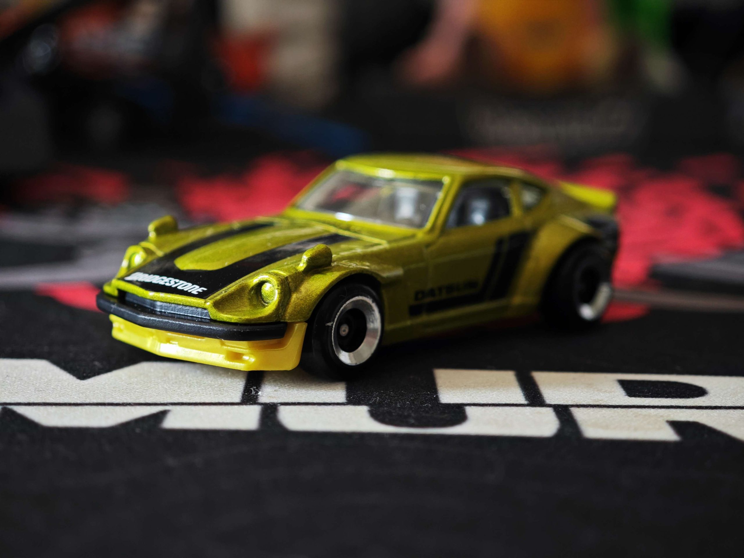 Die-Cast-Car_Model-1:64Scale
